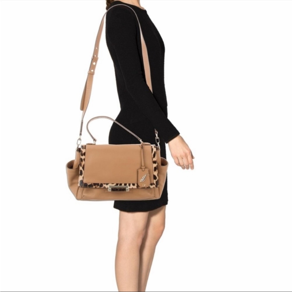Diane Von Furstenberg DVF Courier 440 Camel bag